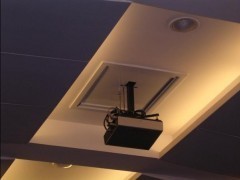 浙江杭州與寧波江蘇投影機電動吊架供應 視訊會議系統(tǒng)的關(guān)鍵設備